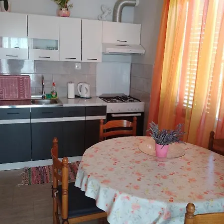 Apartman Protic Apartment